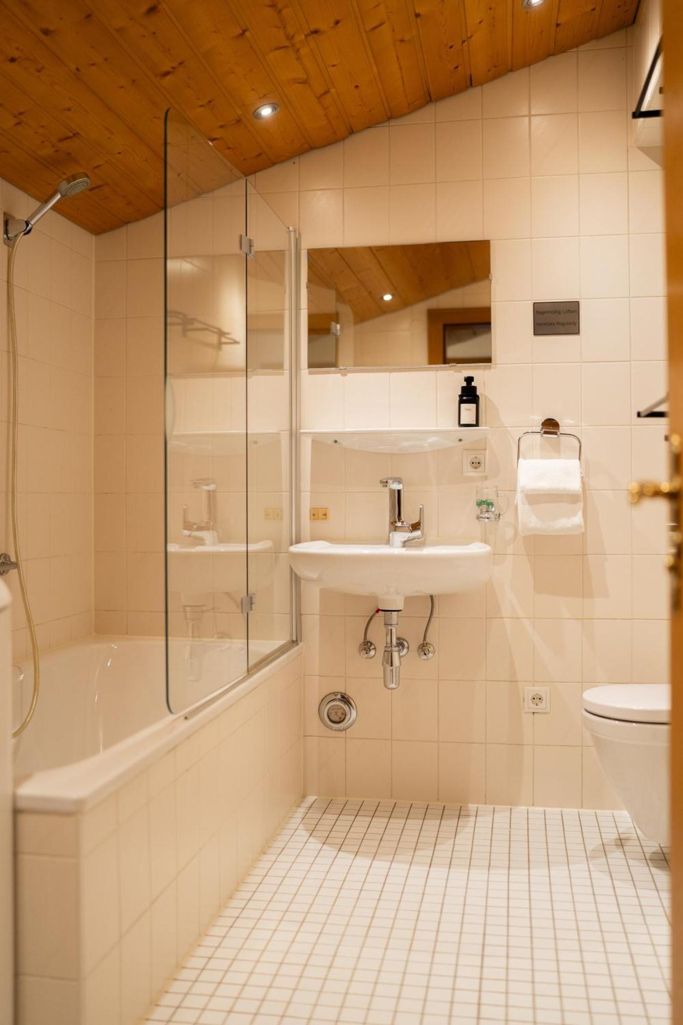 Homy Alpine Deluxe Chalet In St Anton Im Montafon ซังคท์อันทน อิม มนทาฟน ภายนอก รูปภาพ